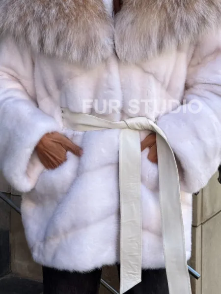 Норковая шуба с мехом рыси - белая - фото 2
