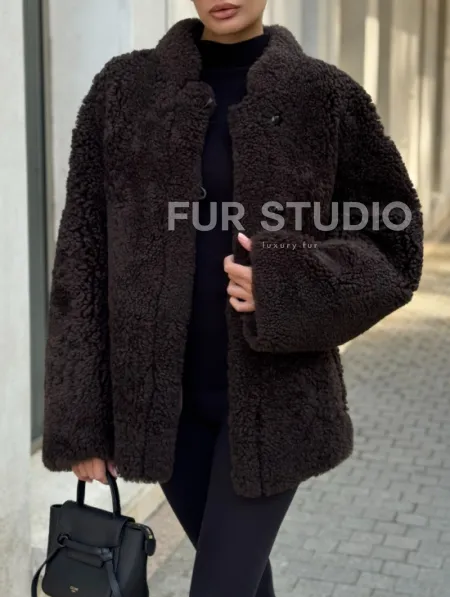 Двусторонняя коричневая дубленка из овчины - фото 2