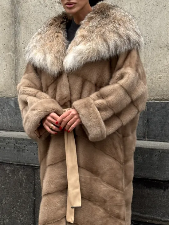 Длинная шуба кимоно из норки Pastel с капюшоном из меха рыси - фото 6