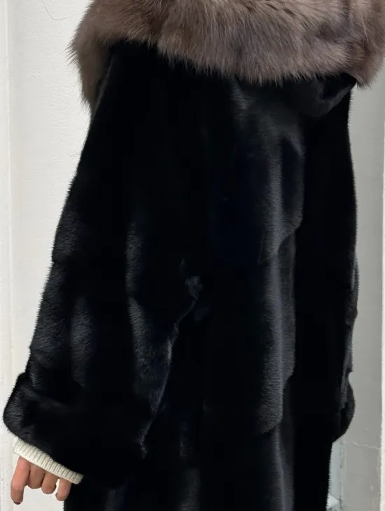 Шуба норковая PREMIUM NAFA капюшон кобра из меха куницы - фото 1