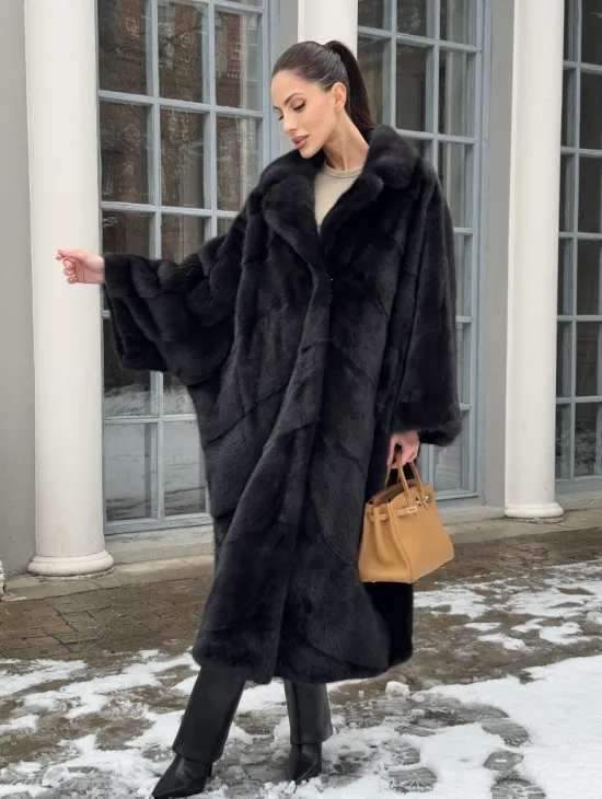 Шуба норковая оверсайз в стиле 