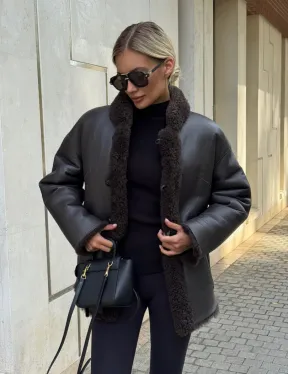 Двусторонняя коричневая дубленка из овчины - фото 6