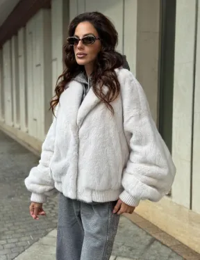 Белый норковый бомбер на резинке - фото 6