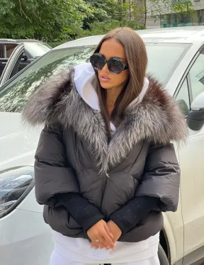 Пуховик с воротником из чернобурой лисы - фото 0