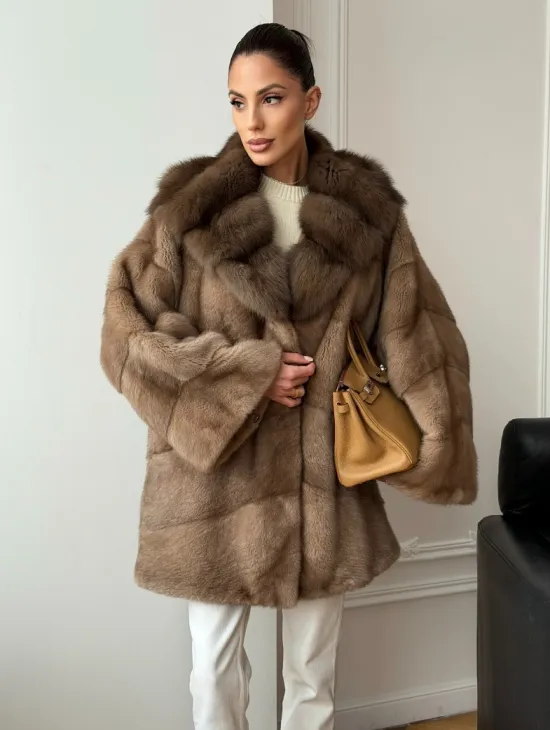 Шуба норковая с капюшоном куница - фото 6