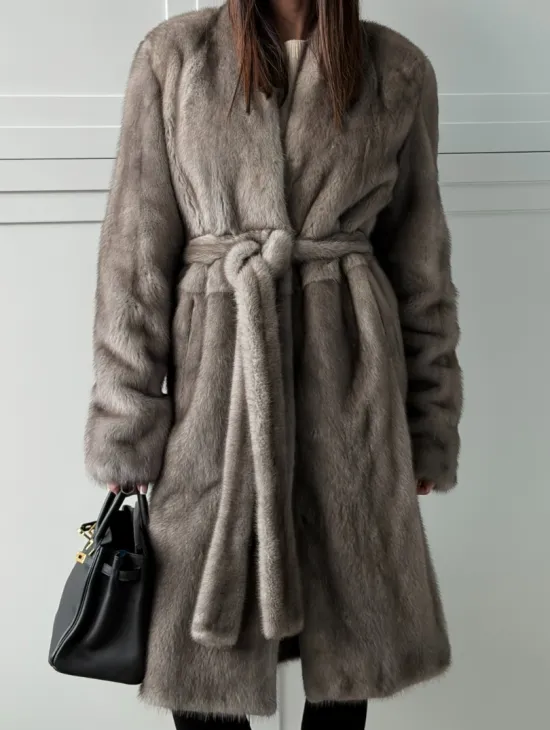 Норковая шуба из скандинавской норки - цвет серый - фото 2