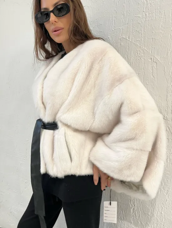 Белое болеро (жакет) из меха норки - фото 3