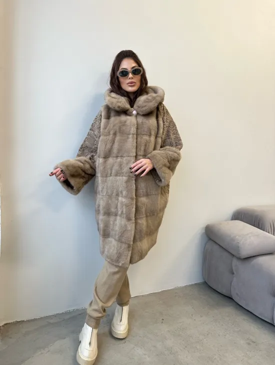 Шуба норковая с капюшоном - отделка из меха каракуля - фото 4