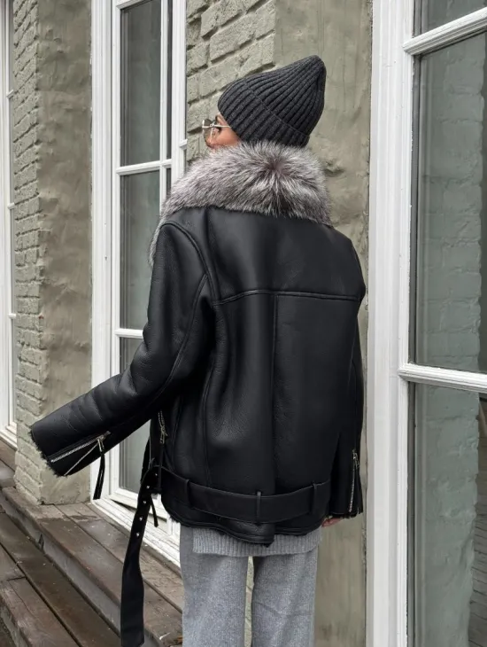 Дубленка из натуральной овчины с воротником чернобурой лисы - фото 9